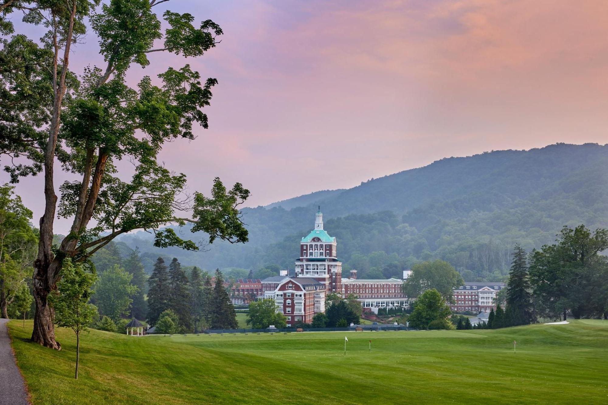 The Omni Homestead Resort & Spa Hot Springs Extérieur photo